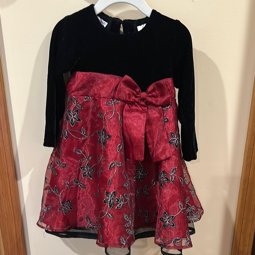 Blueberi Boulevard Black Velvet Dress